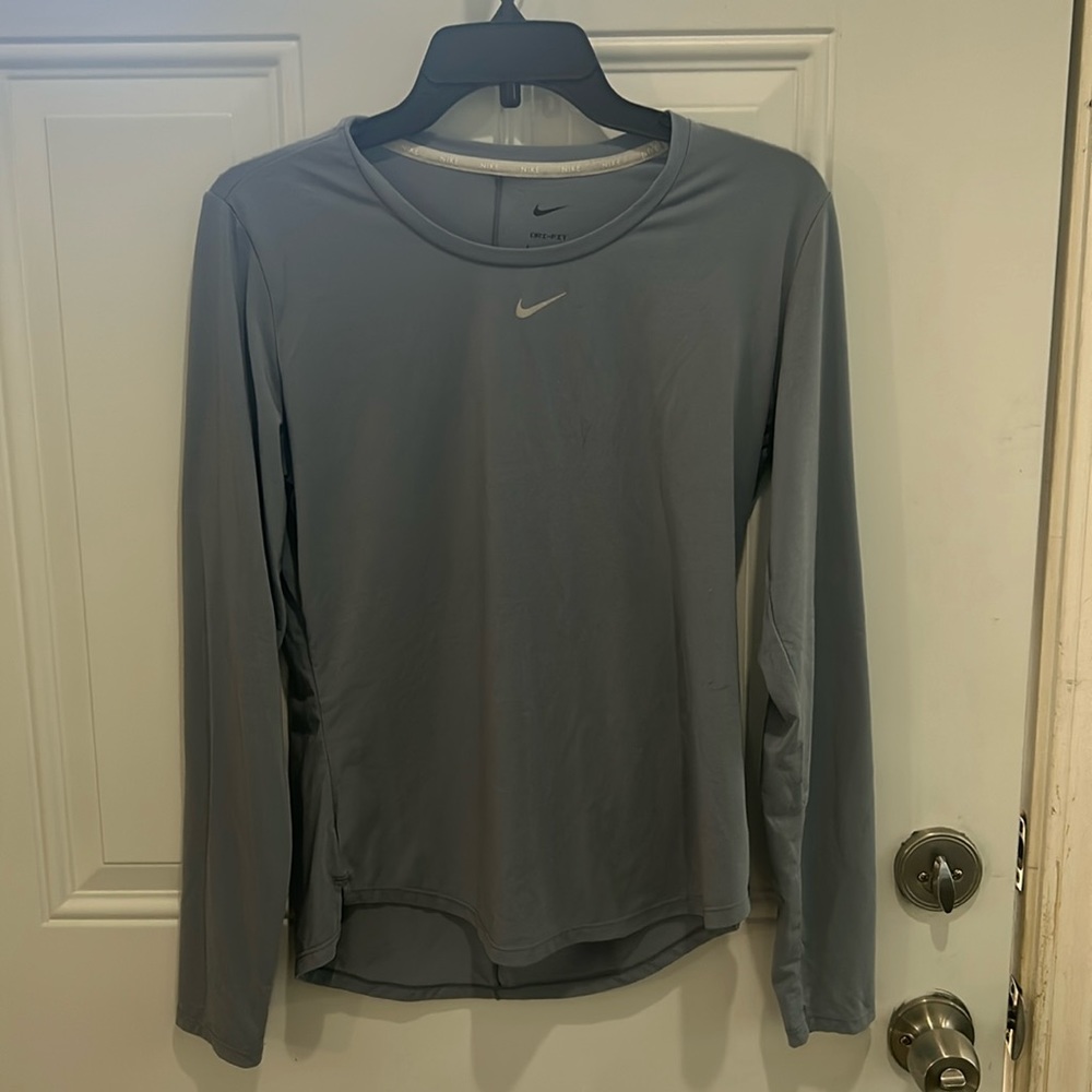 Nike dri fit long sleeve